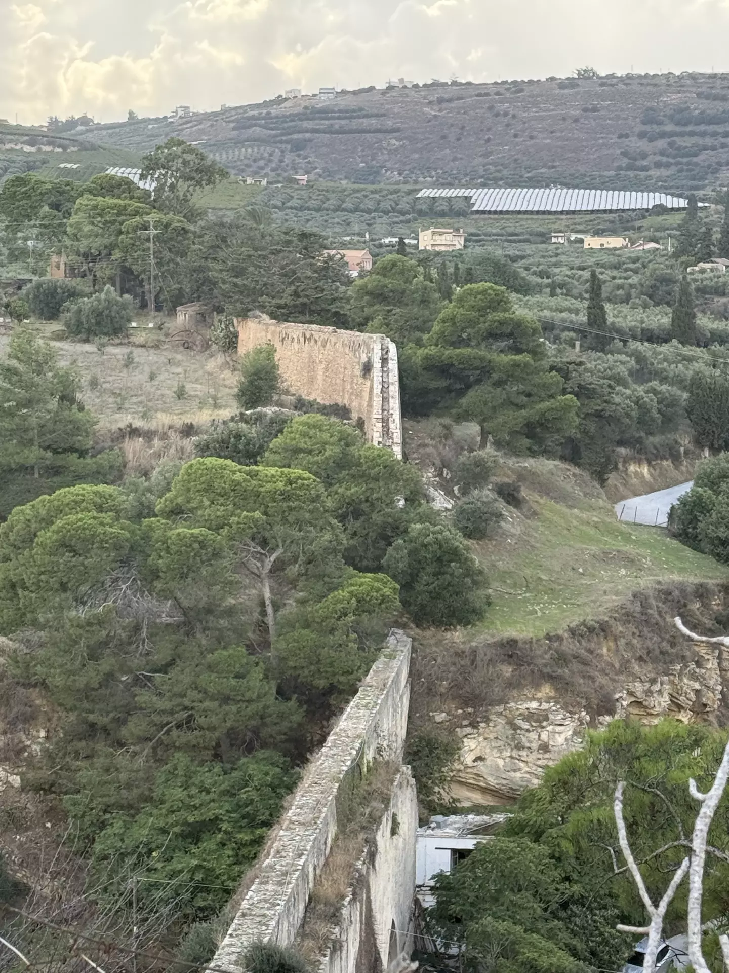 Knossos Valley Hike